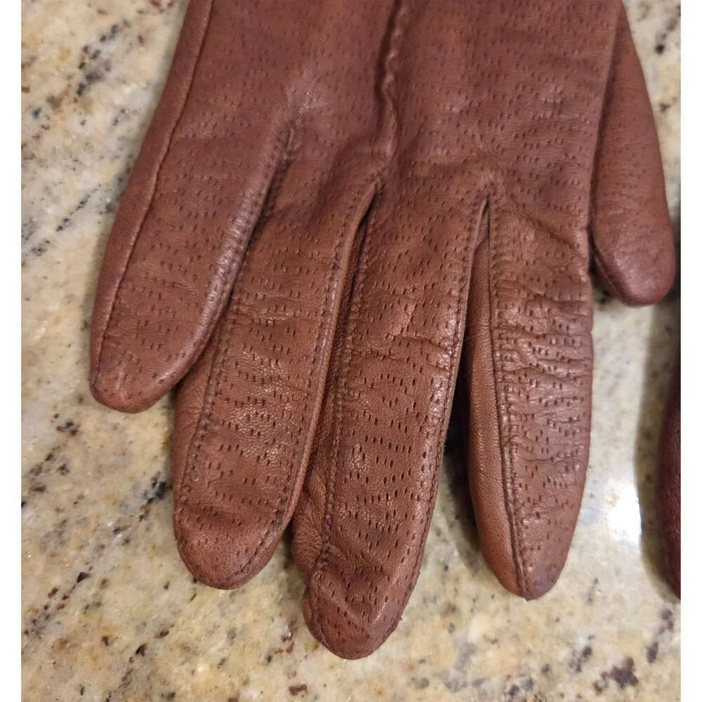 Vintage Womens Size L Brown Leather Knit Lined Gloves Perferated
